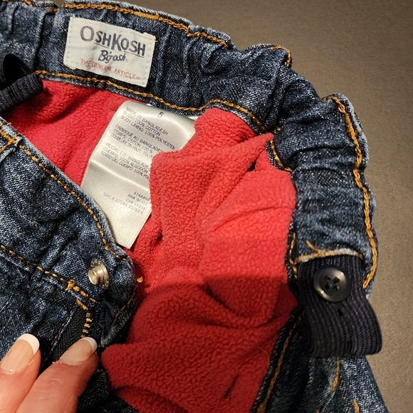 Oshkosh B'gosh Sz 5 lined jeans - Picture 4 of 5